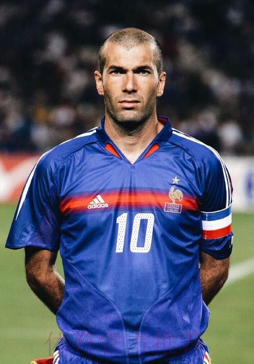 齐达内的计划里没有马里亚诺 但球员不希望离队 齐达内的计划里没有马里亚诺 但球员不希望离队